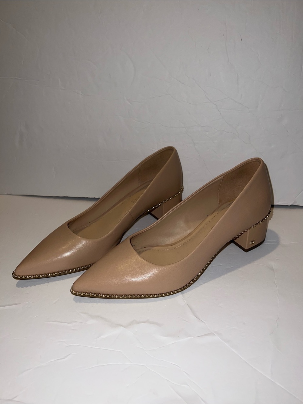 Coach Willa Heels